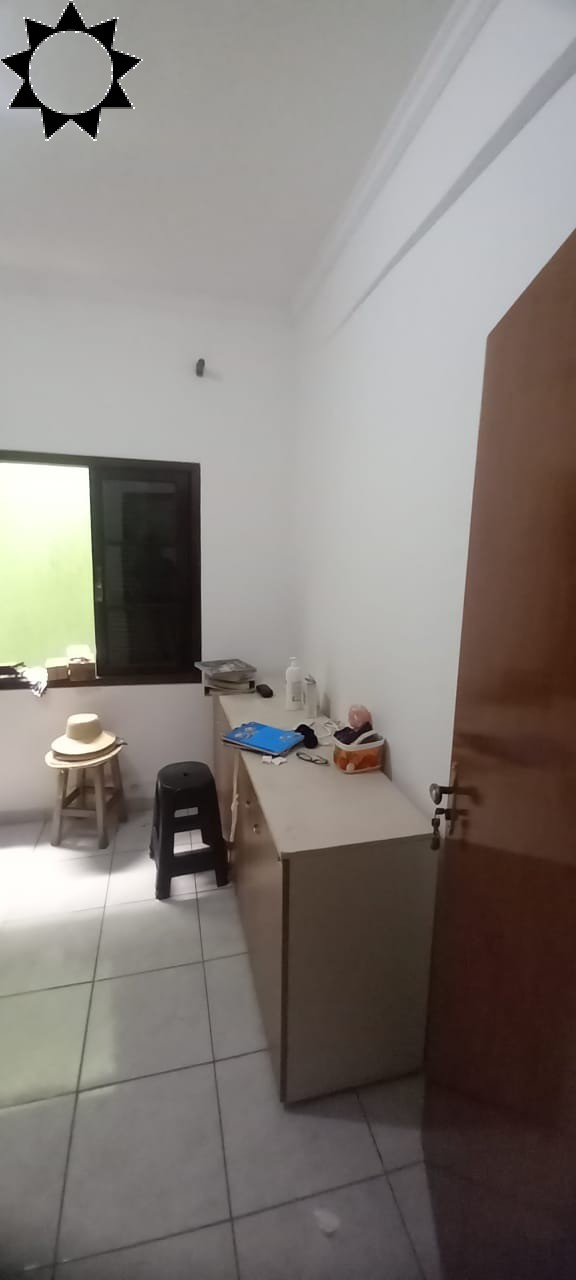 Casa à venda com 2 quartos, 110m² - Foto 10