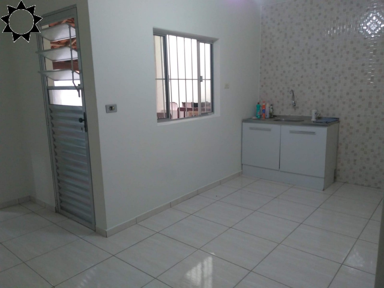 Casa à venda com 3 quartos, 220m² - Foto 6