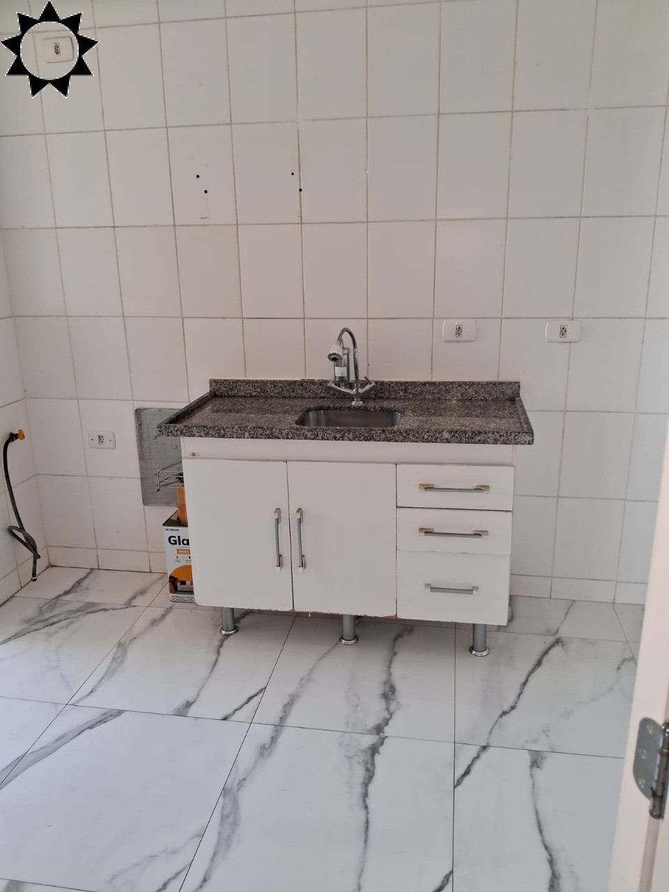 Apartamento à venda com 2 quartos, 50m² - Foto 2