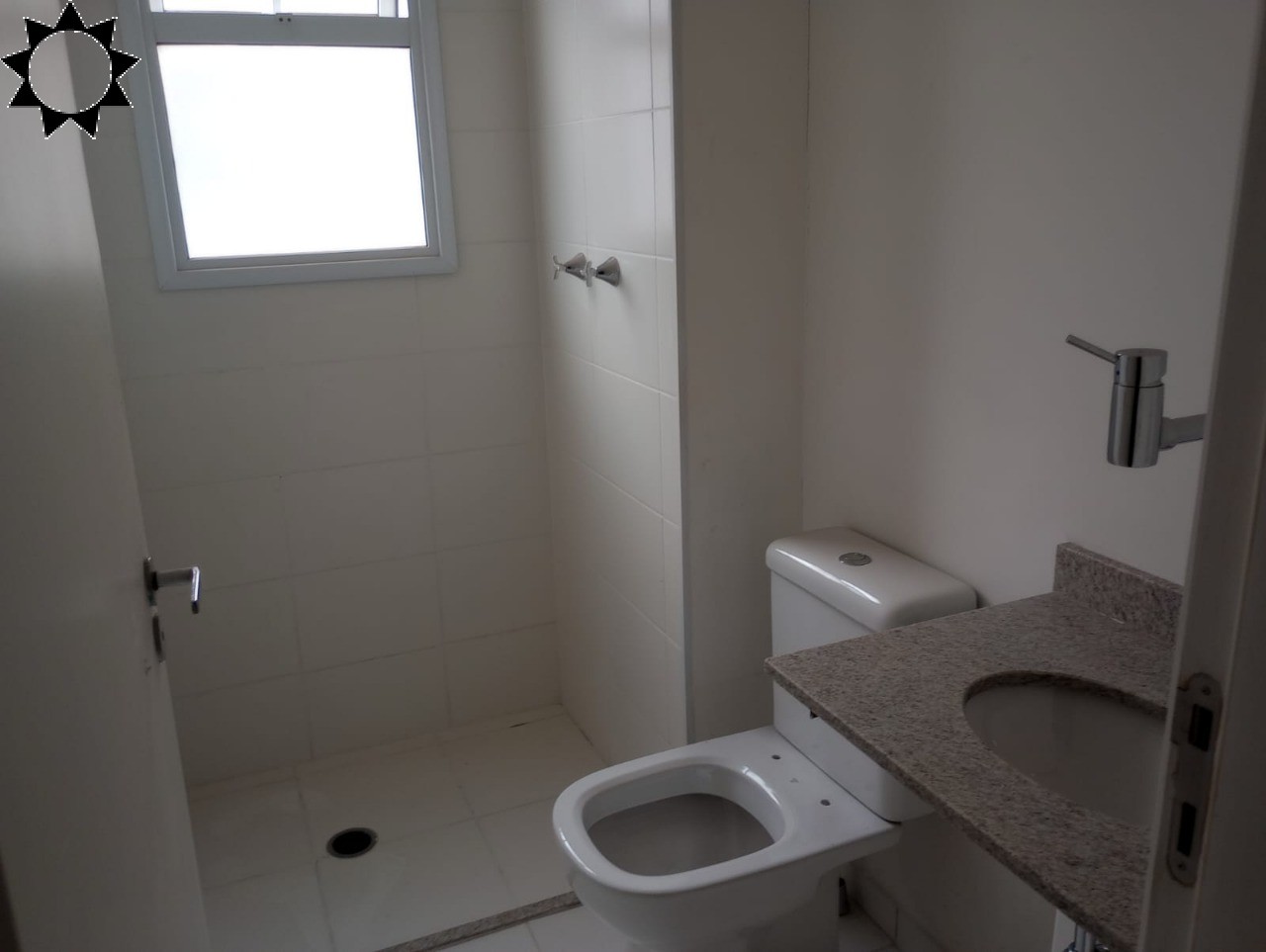 Apartamento à venda com 2 quartos, 75m² - Foto 19