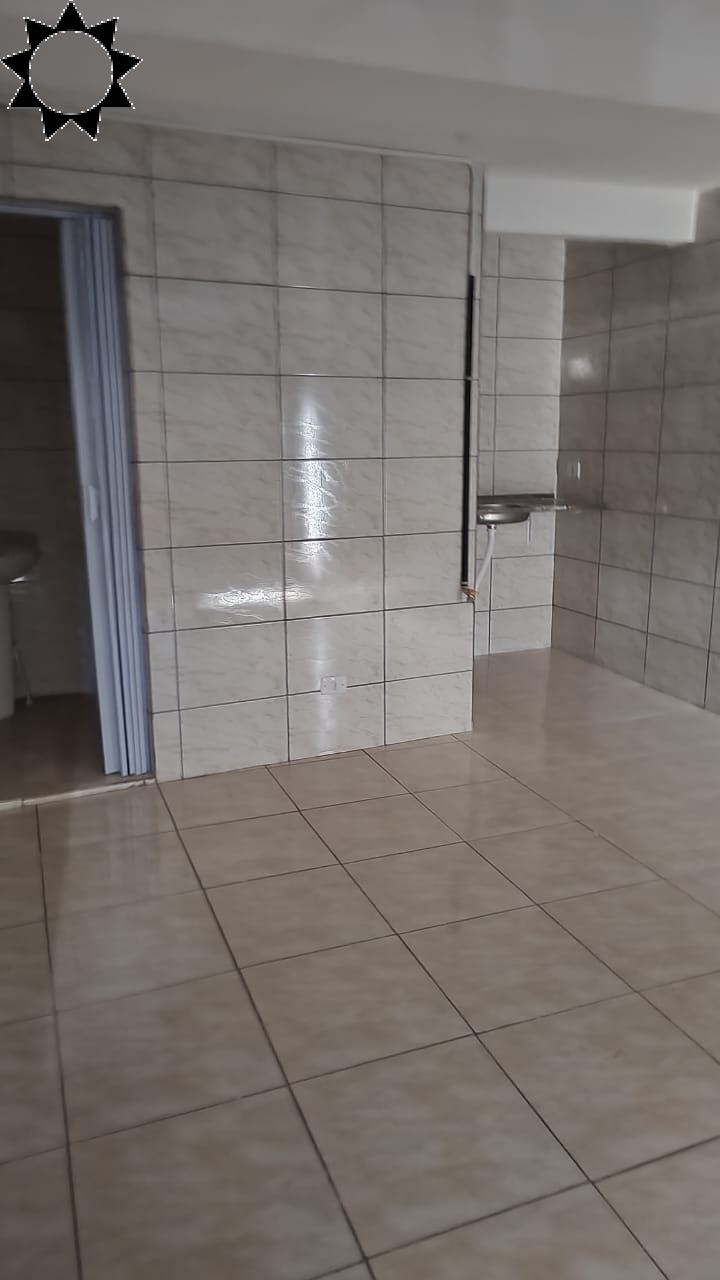 Casa à venda com 4 quartos, 230m² - Foto 2