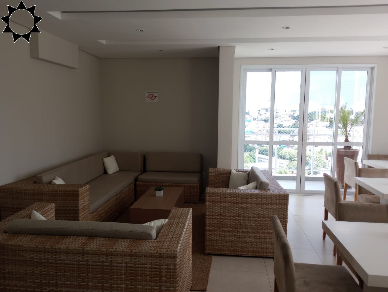 Apartamento à venda com 2 quartos, 75m² - Foto 12