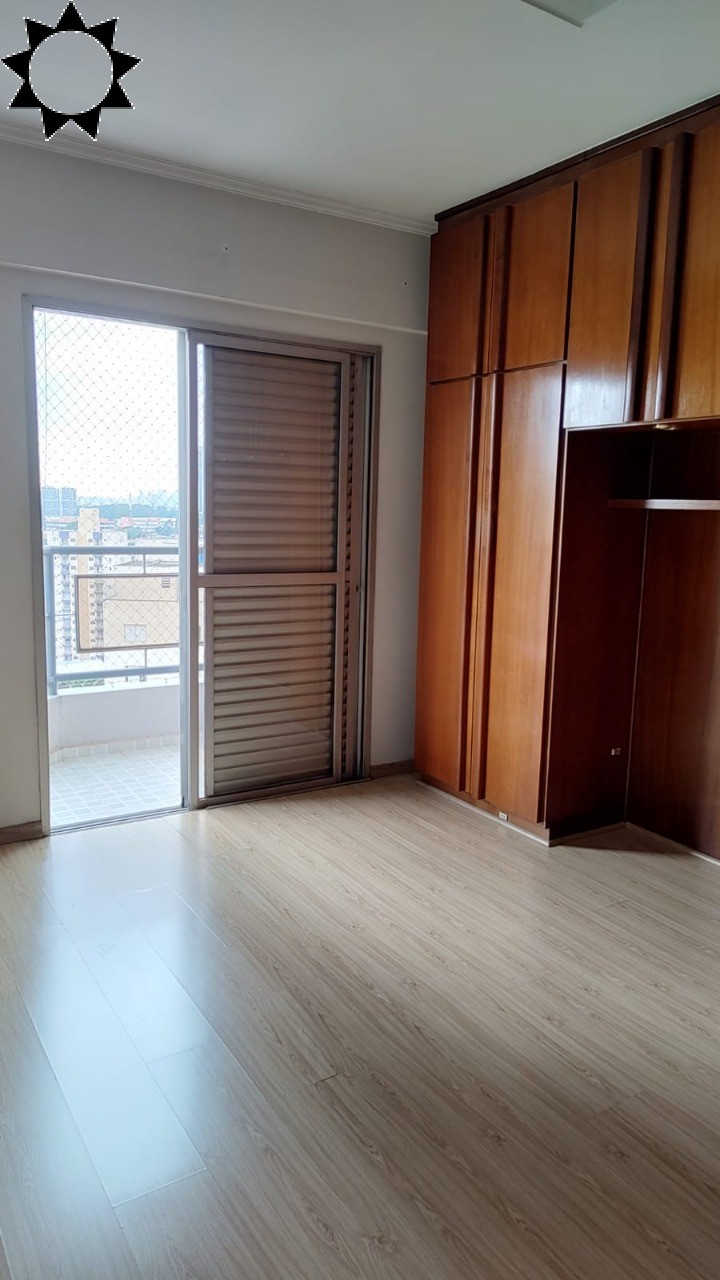 Apartamento à venda com 3 quartos, 76m² - Foto 18