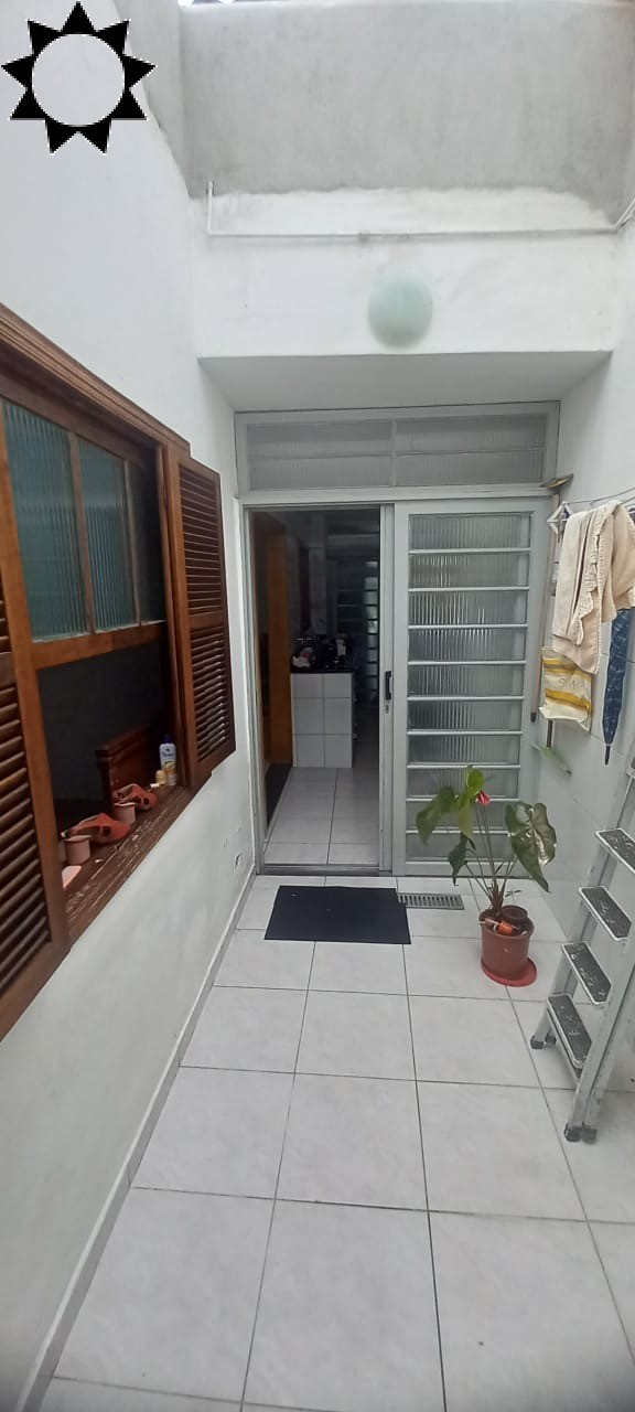 Casa à venda com 2 quartos, 110m² - Foto 18