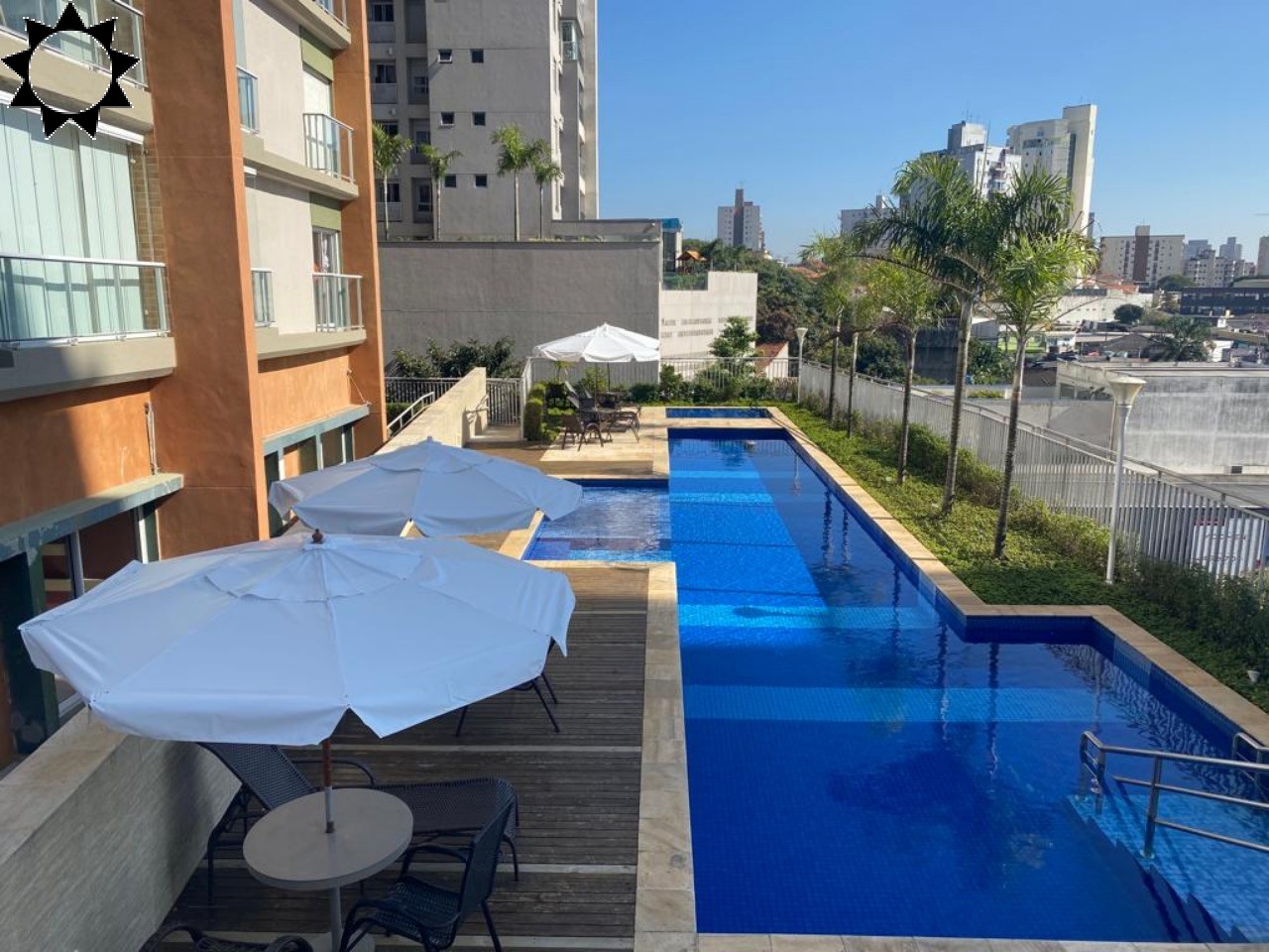 Apartamento à venda com 3 quartos, 100m² - Foto 3