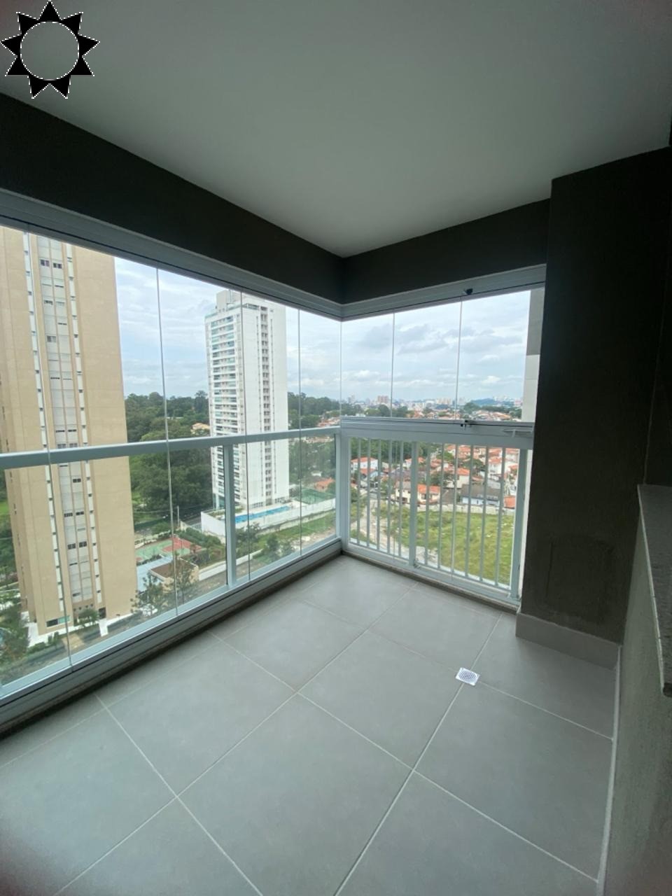 Apartamento à venda com 3 quartos, 88m² - Foto 1