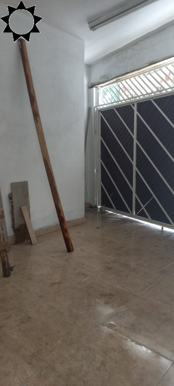 Casa à venda com 6 quartos, 300m² - Foto 3