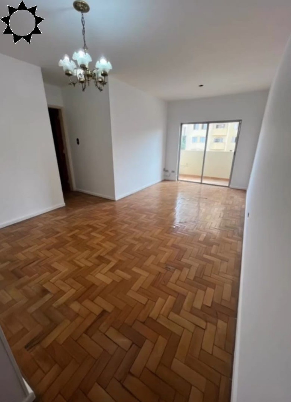 Apartamento à venda com 3 quartos, 80m² - Foto 2