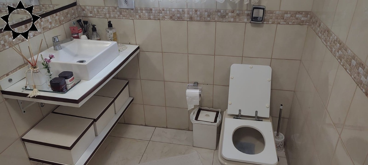 Casa à venda e aluguel com 5 quartos, 250m² - Foto 14