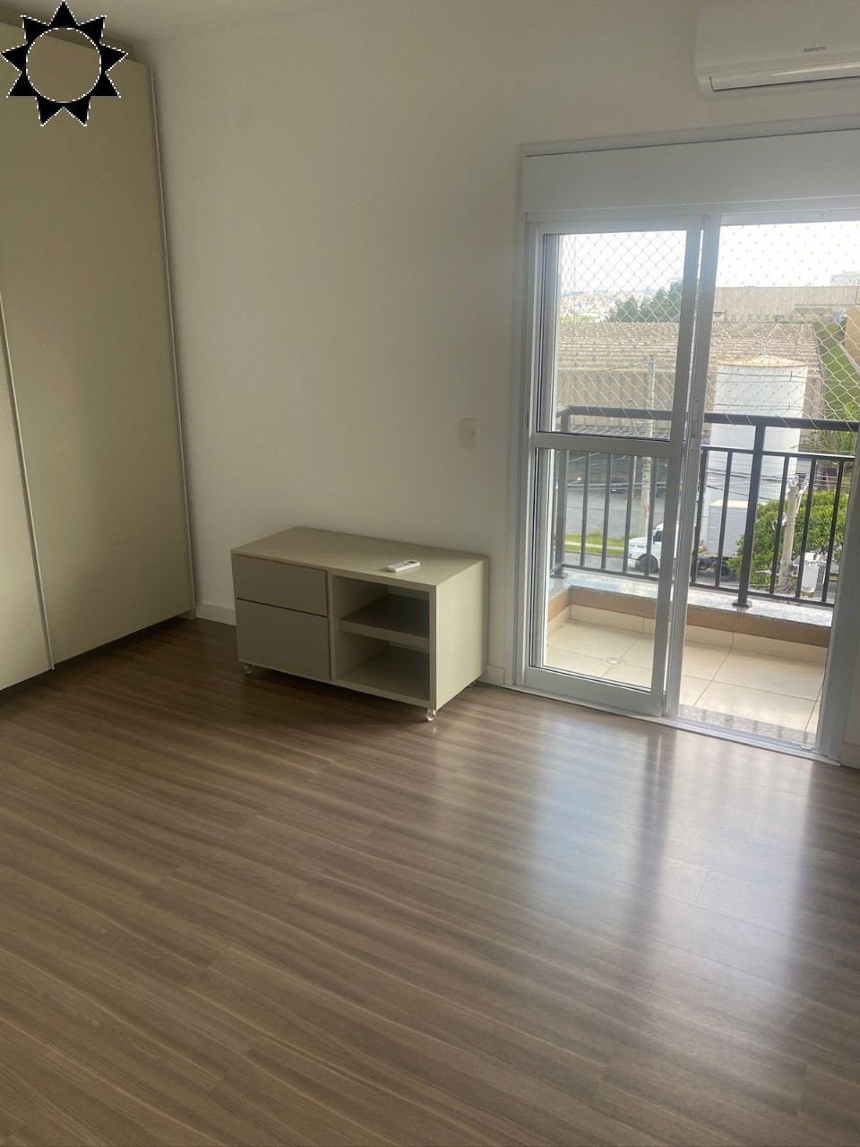 Apartamento à venda com 2 quartos, 61m² - Foto 2