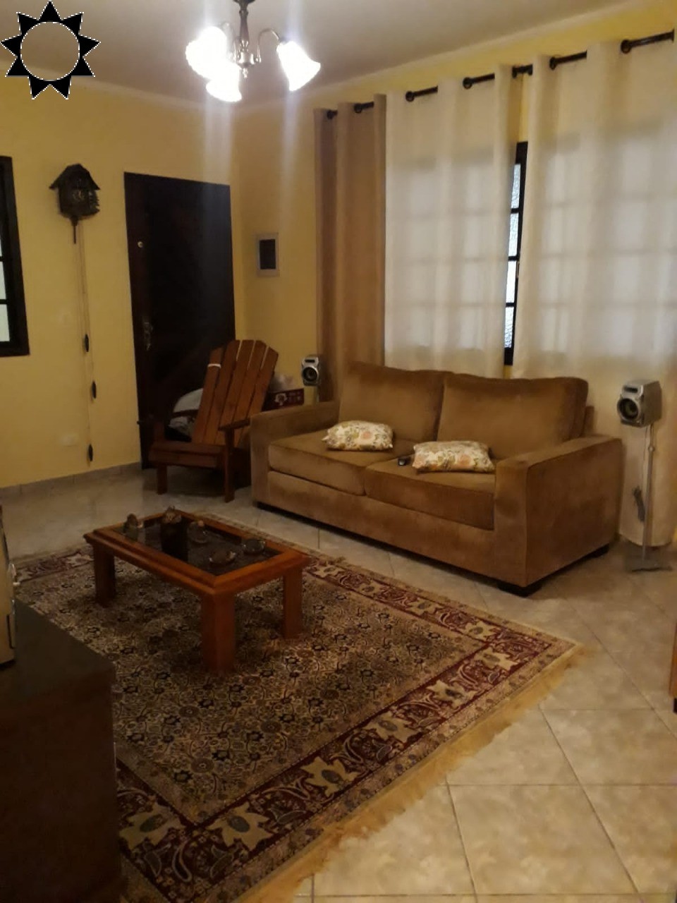 Casa à venda com 1 quarto, 152m² - Foto 1