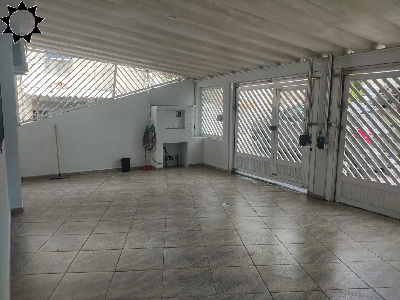 Casa à venda com 6 quartos, 280m² - Foto 20