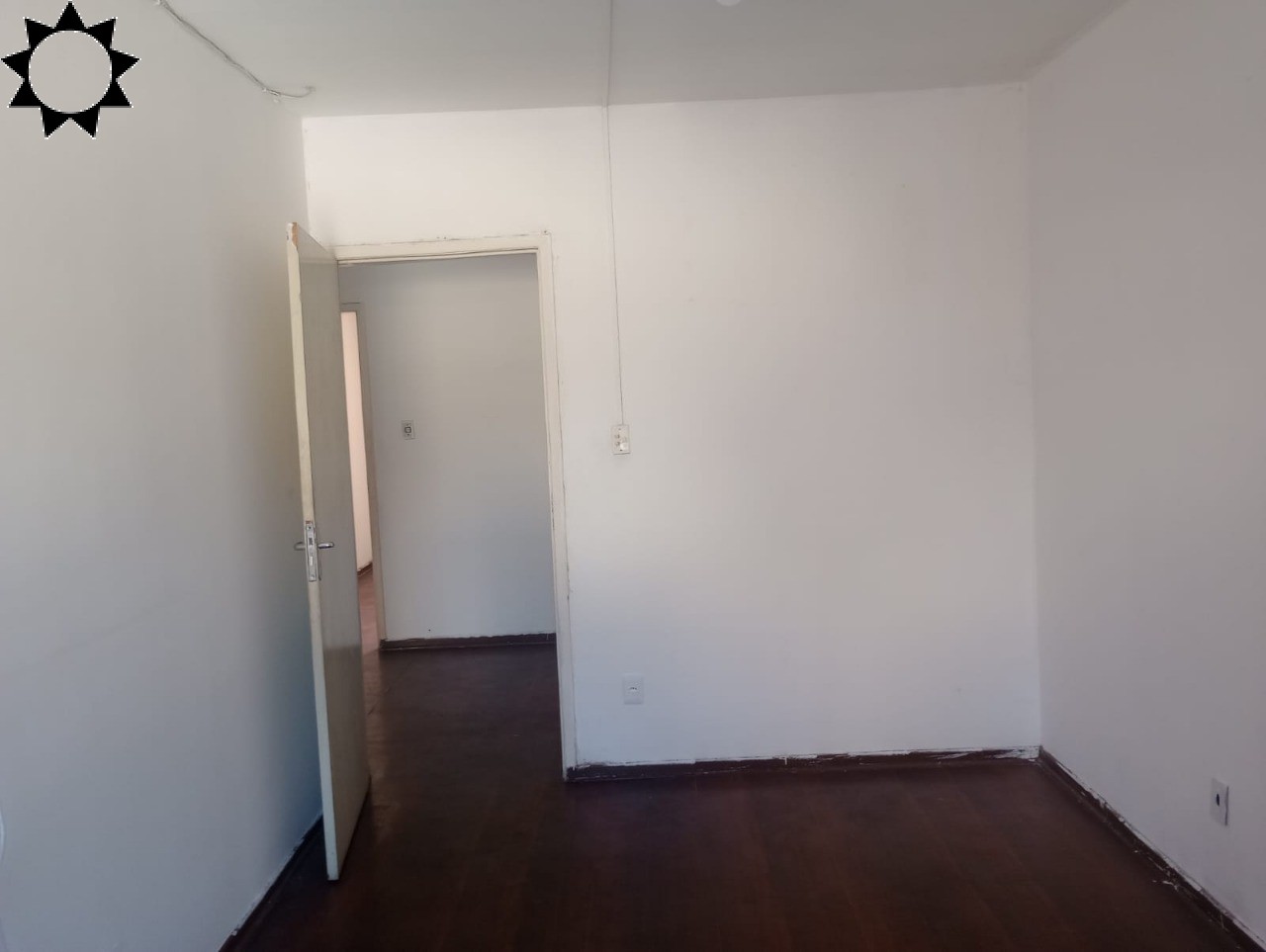 Casa à venda com 3 quartos, 200m² - Foto 33