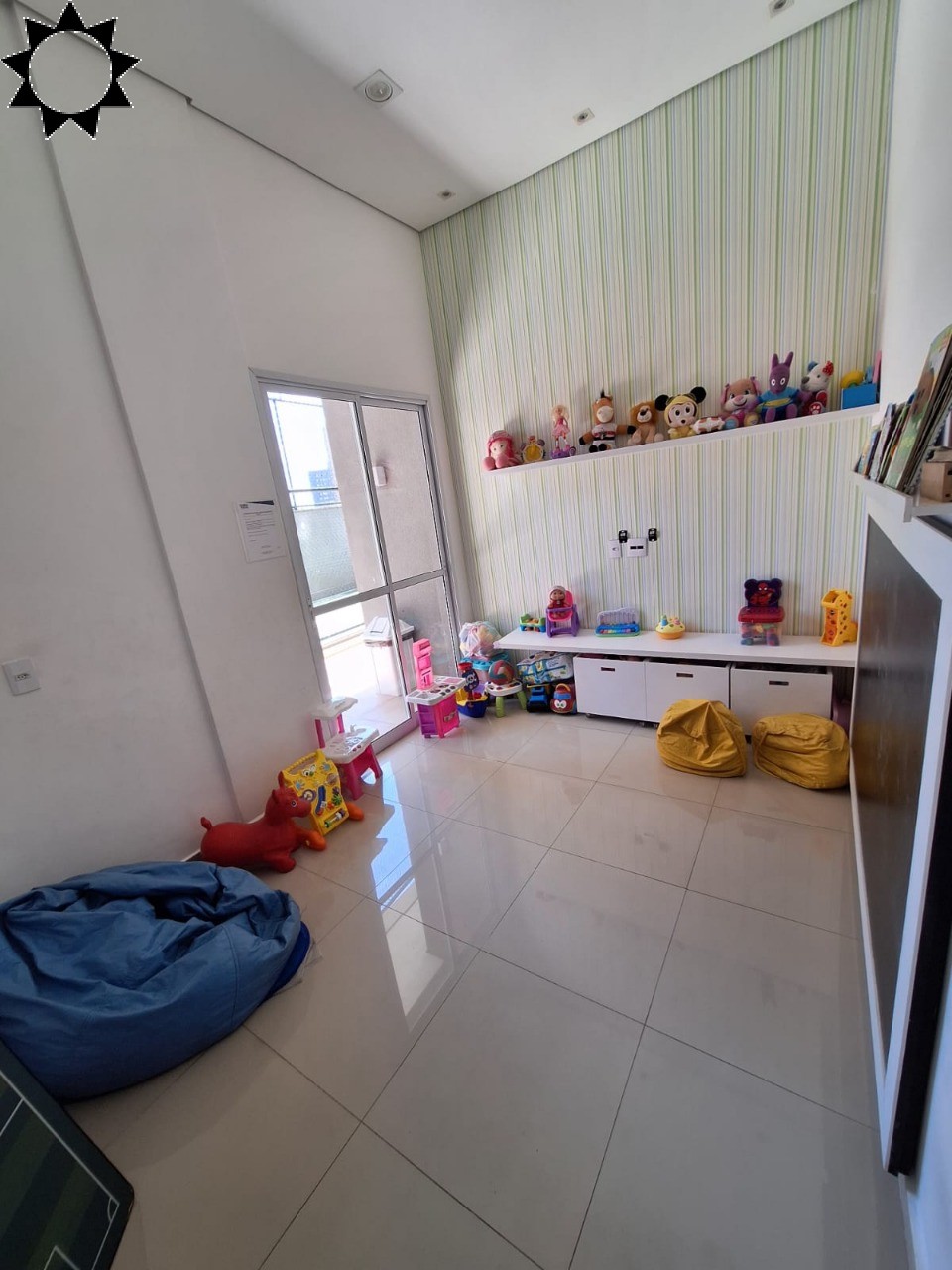 Apartamento à venda com 3 quartos, 75m² - Foto 7