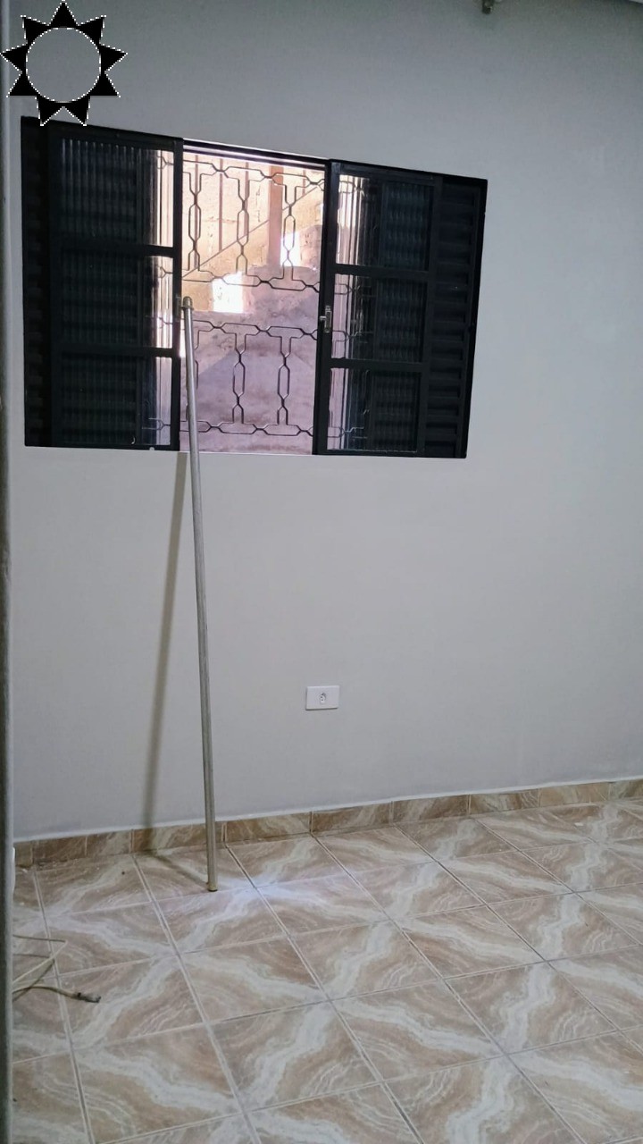 Casa à venda com 4 quartos, 100m² - Foto 13