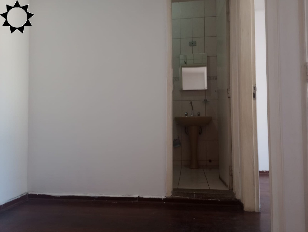 Casa à venda com 3 quartos, 200m² - Foto 10