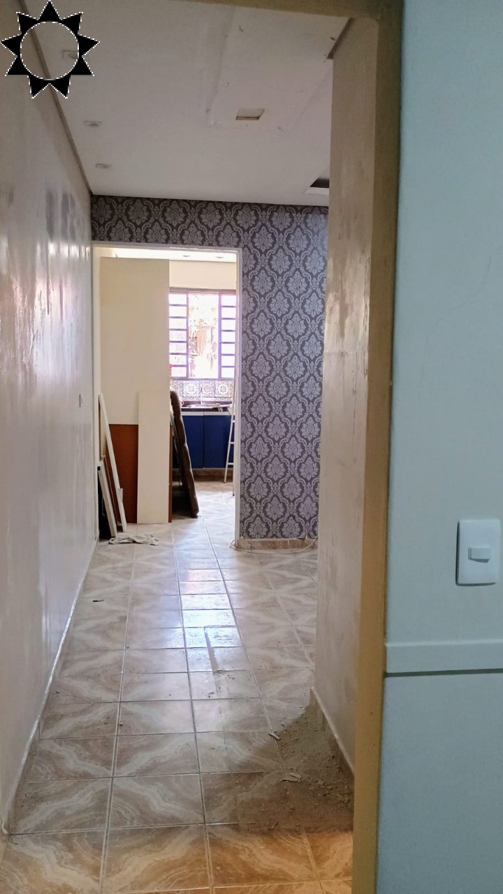 Casa à venda com 4 quartos, 100m² - Foto 10