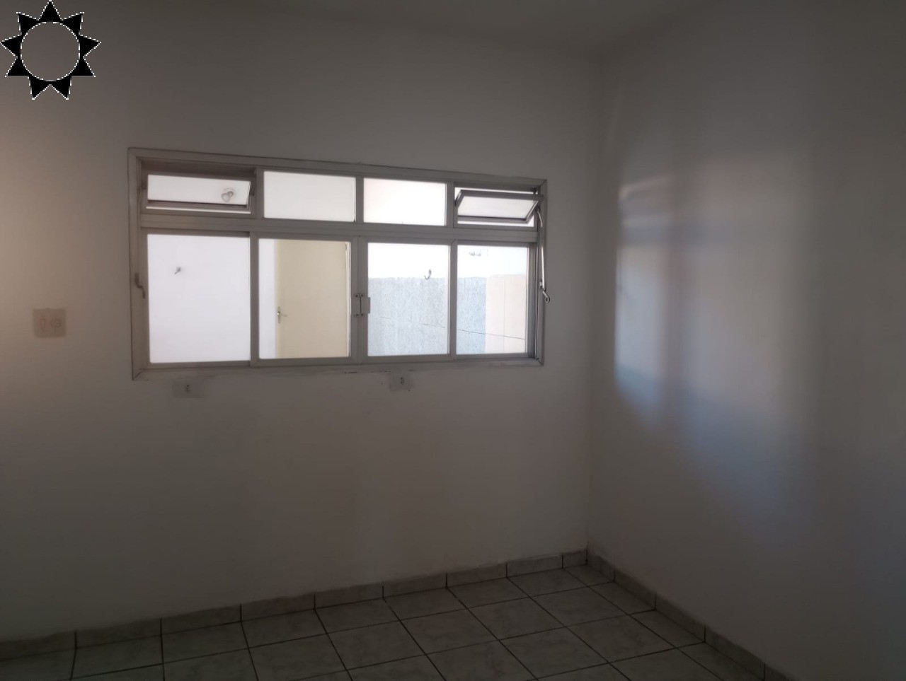 Casa à venda com 3 quartos, 200m² - Foto 24