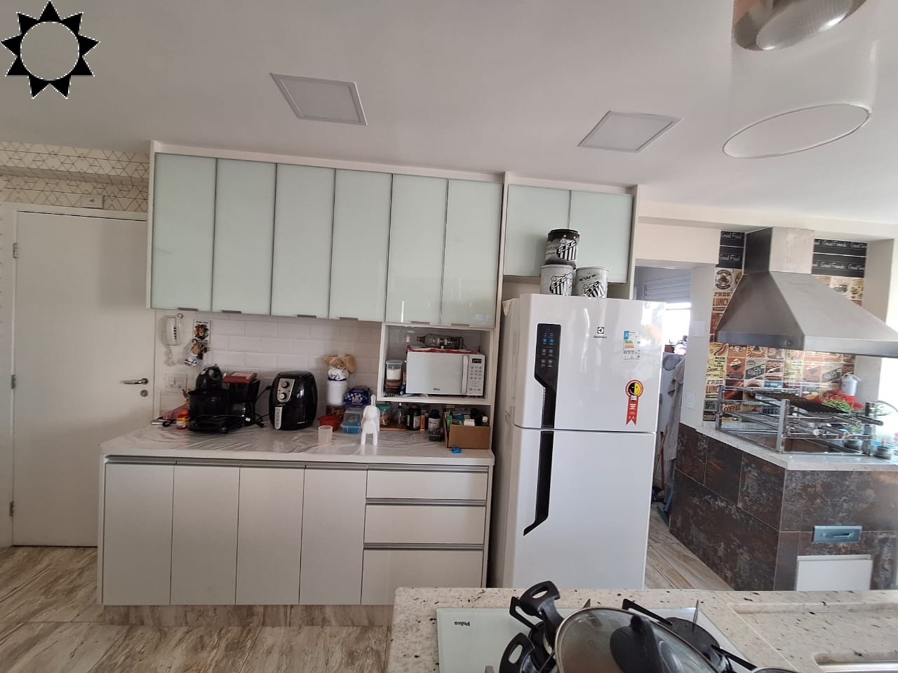 Apartamento à venda com 3 quartos, 75m² - Foto 3