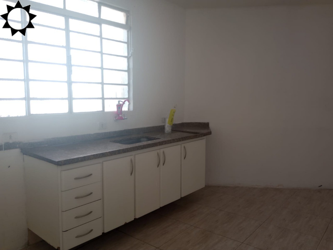 Casa à venda com 3 quartos, 200m² - Foto 16