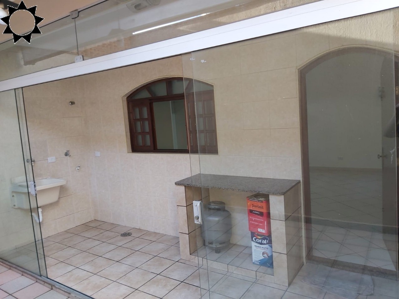 Casa à venda e aluguel com 3 quartos, 154m² - Foto 4