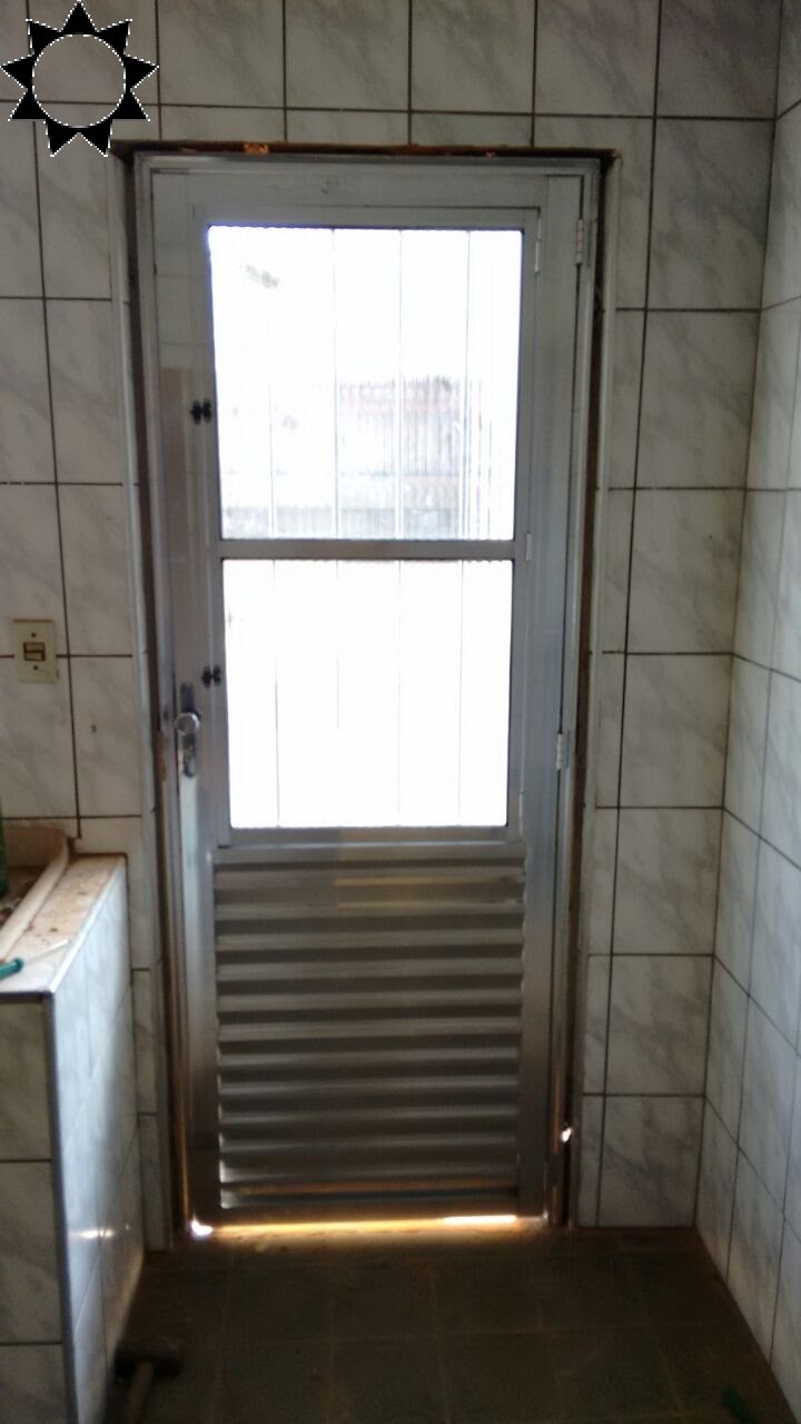 Casa à venda com 6 quartos, 300m² - Foto 11