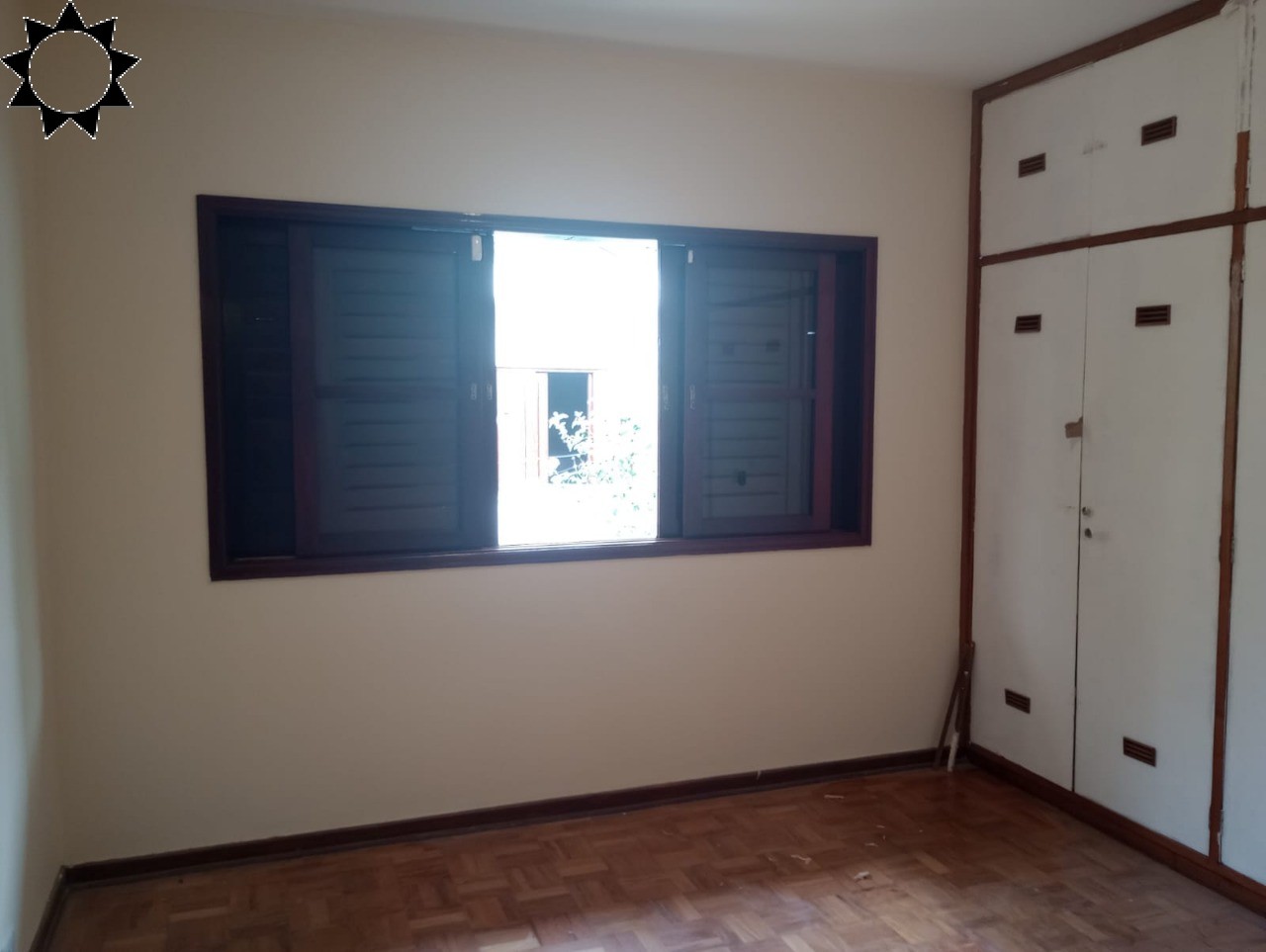 Casa para alugar com 3 quartos, 239m² - Foto 9