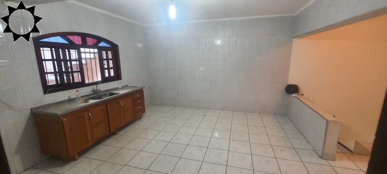 Casa à venda com 1 quarto, 140m² - Foto 1