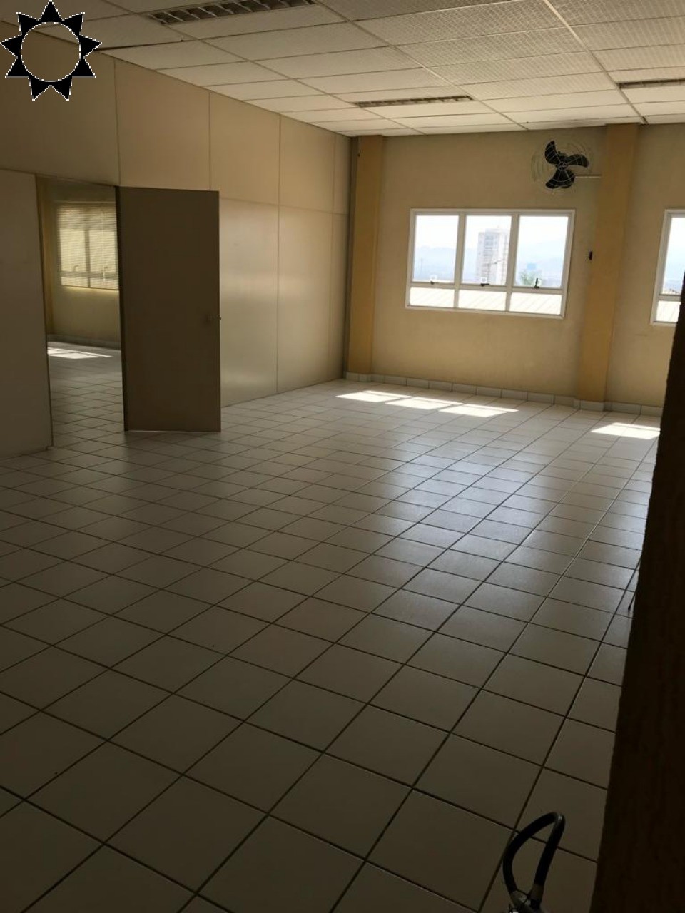 Prédio Inteiro para alugar, 560m² - Foto 13