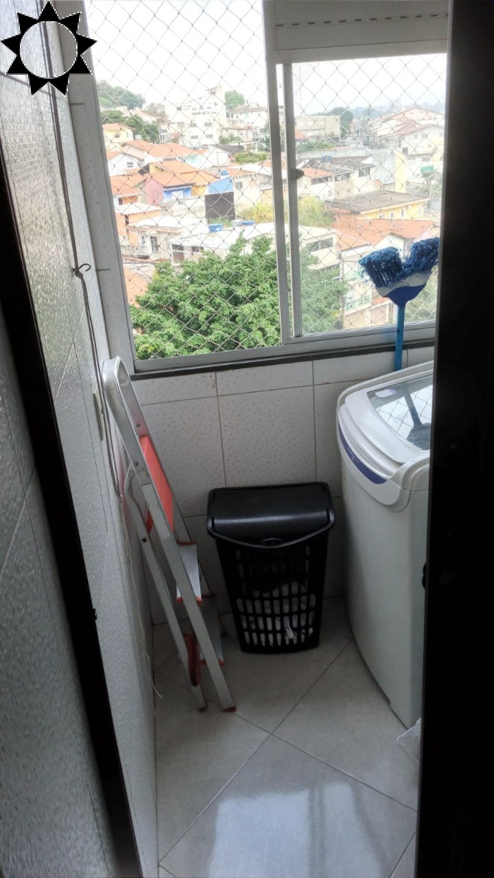 Apartamento à venda com 2 quartos, 58m² - Foto 2