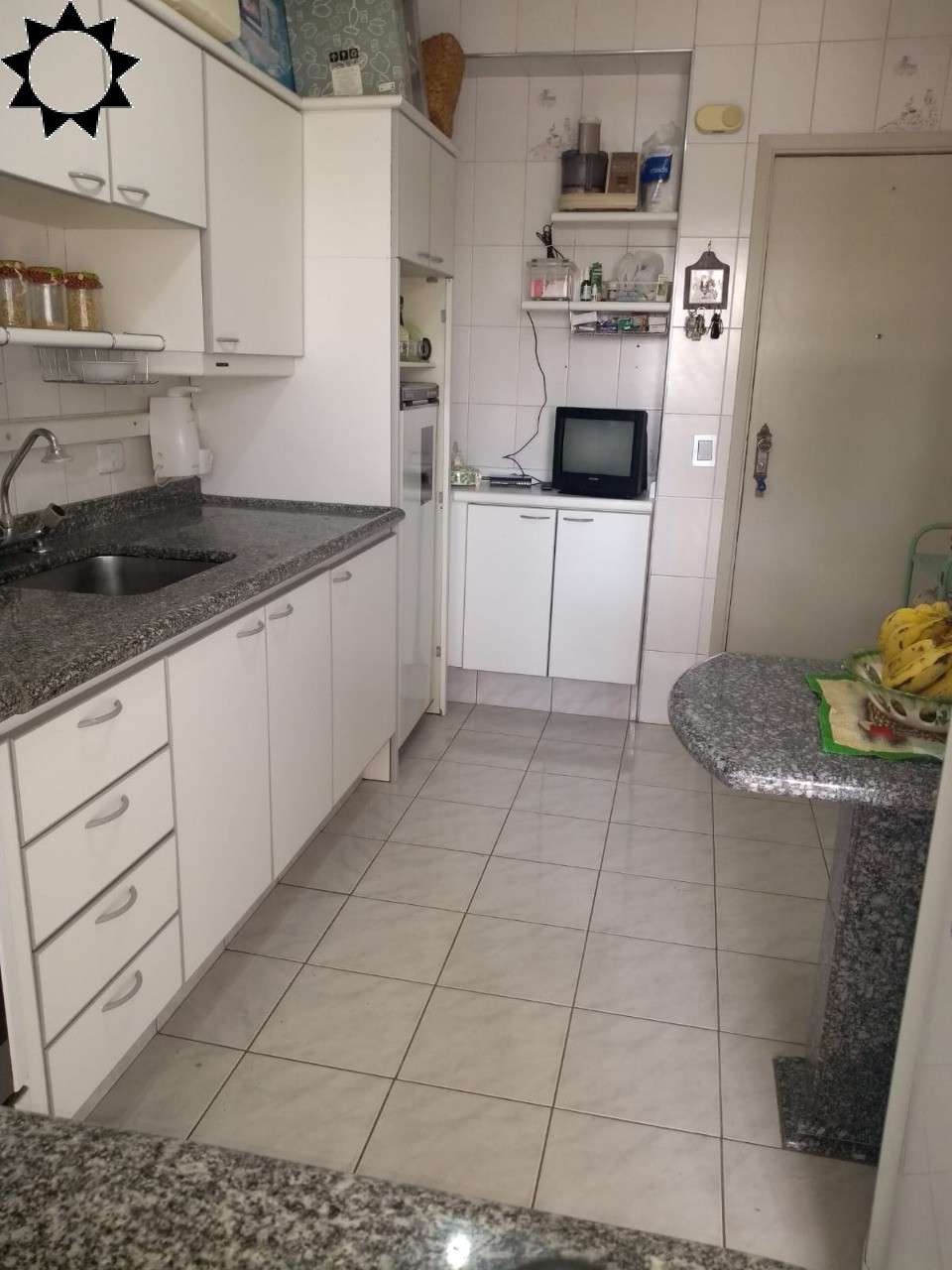 Apartamento à venda com 2 quartos, 74m² - Foto 9