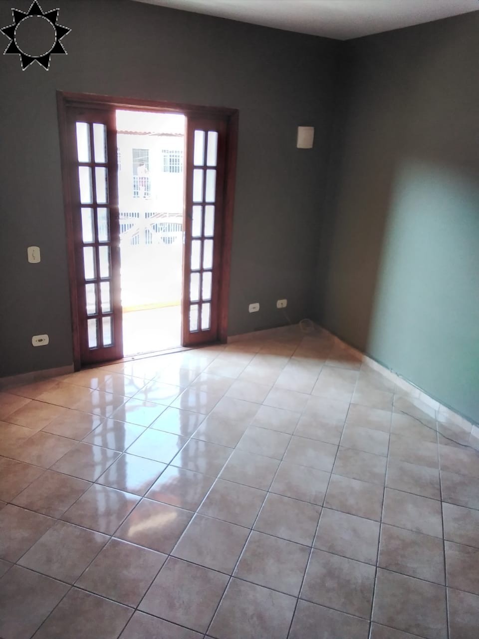 Casa à venda com 2 quartos, 80m² - Foto 15