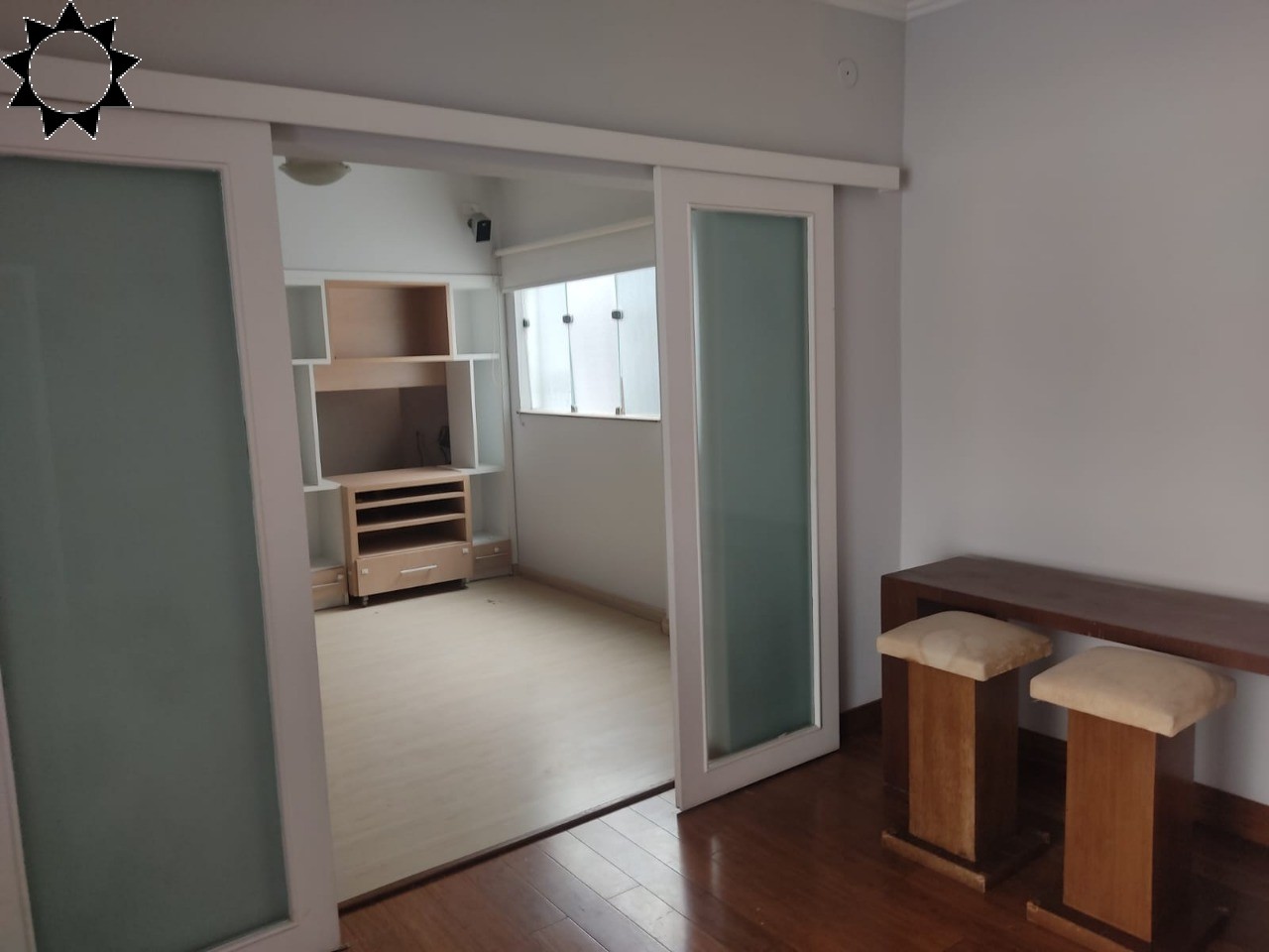 Apartamento à venda e aluguel com 3 quartos, 180m² - Foto 3