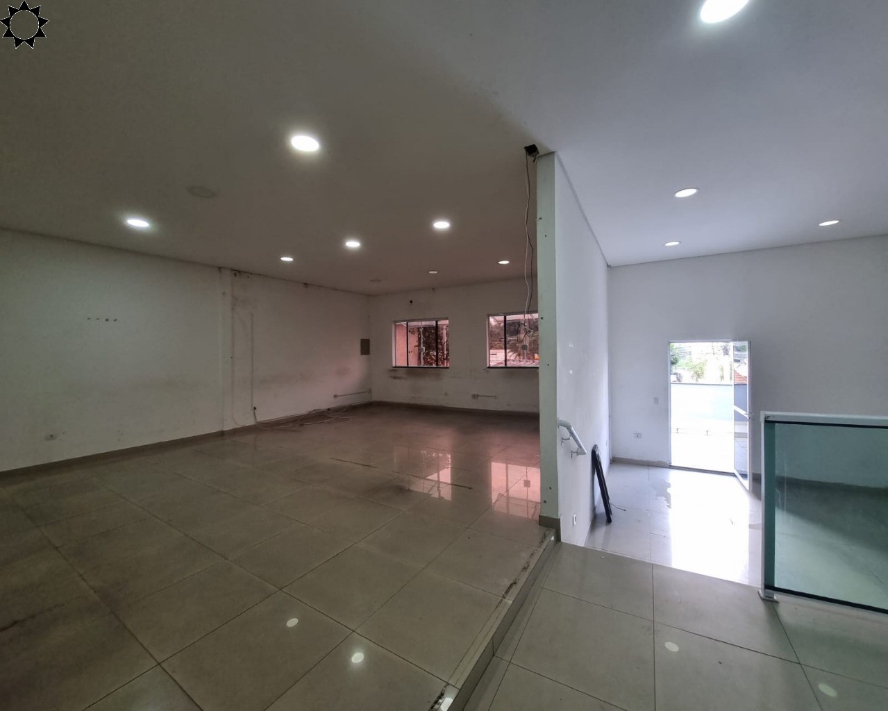 Prédio Inteiro para alugar com 1 quarto, 350m² - Foto 12