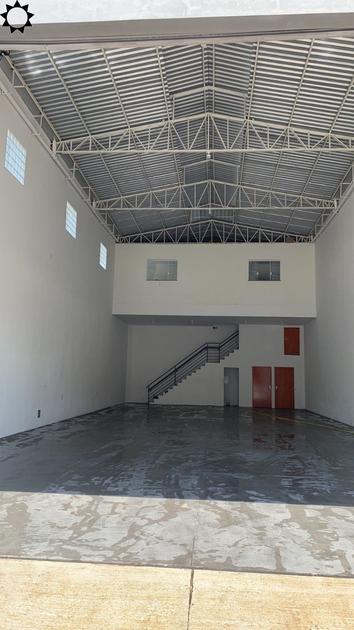 Depósito-Galpão-Armazém para alugar, 250m² - Foto 1