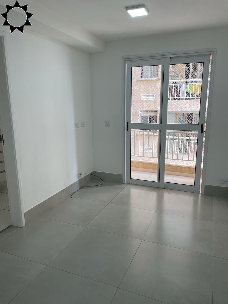 Apartamento à venda com 3 quartos, 60m² - Foto 3