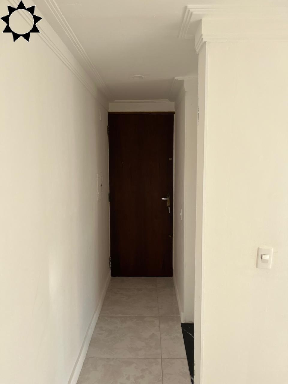 Apartamento à venda com 3 quartos, 80m² - Foto 2