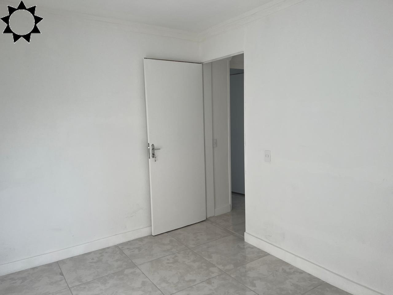 Apartamento à venda com 3 quartos, 80m² - Foto 8