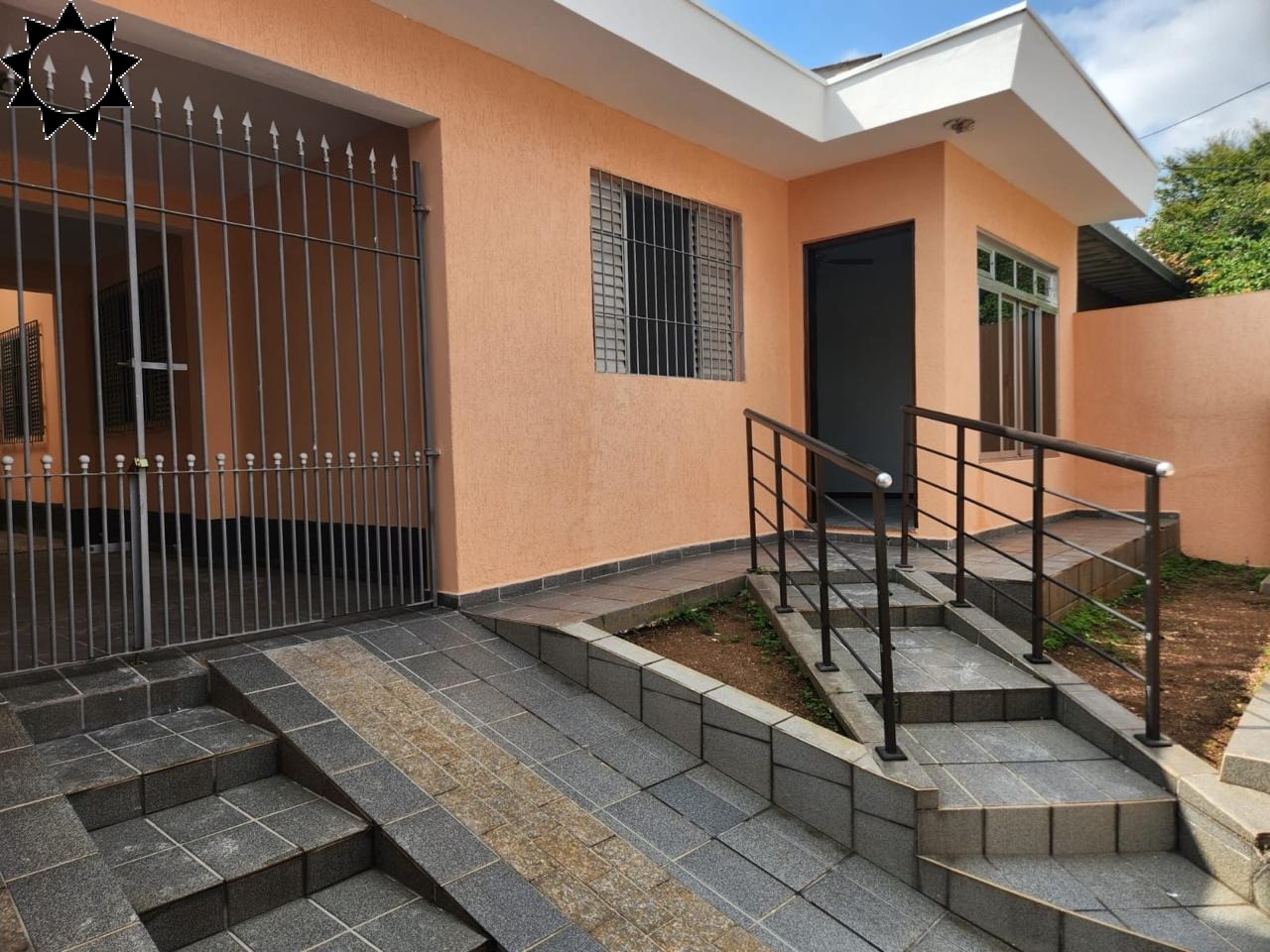 Casa à venda com 3 quartos, 120m² - Foto 3