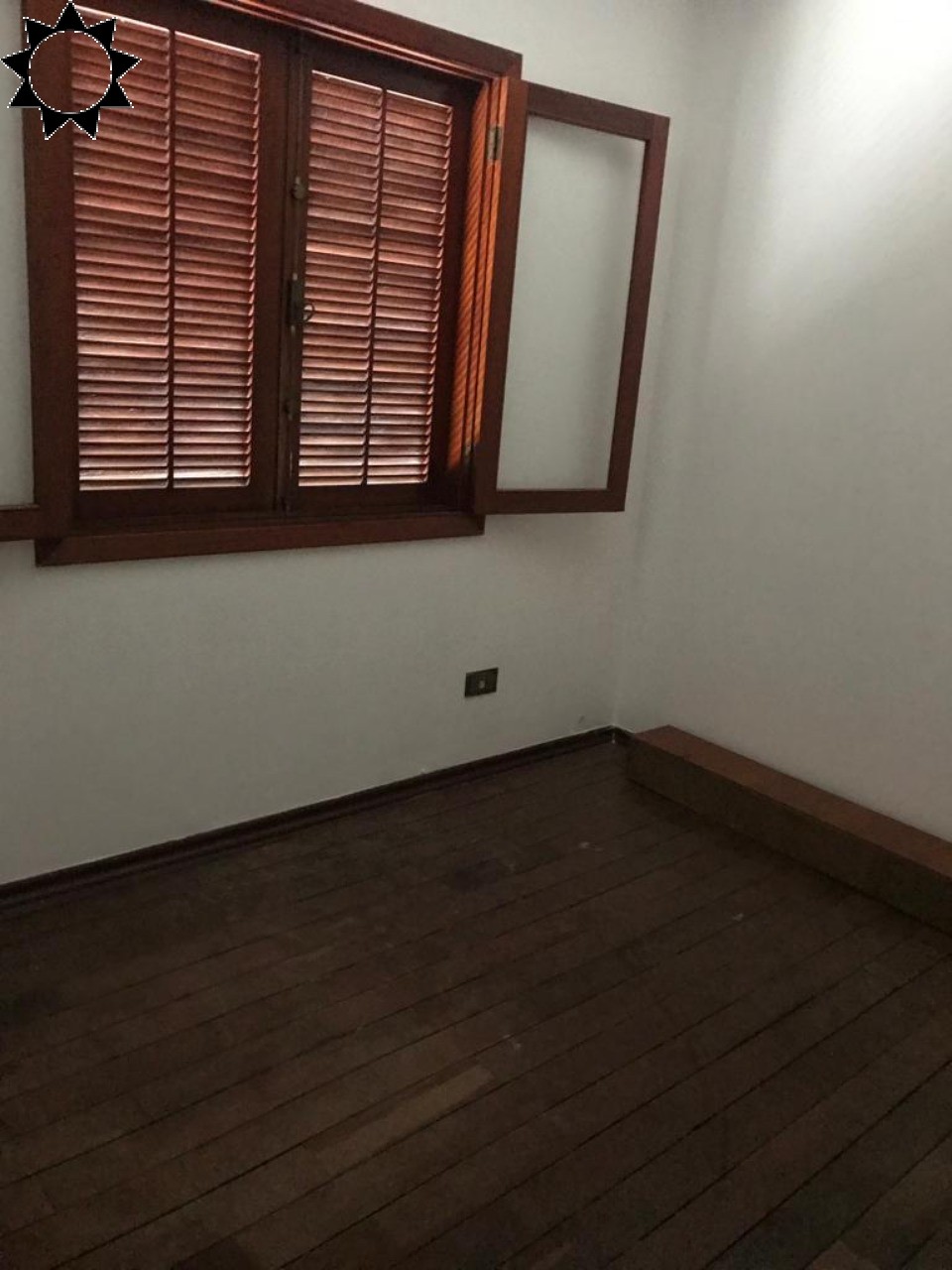 Casa à venda com 4 quartos, 165m² - Foto 26