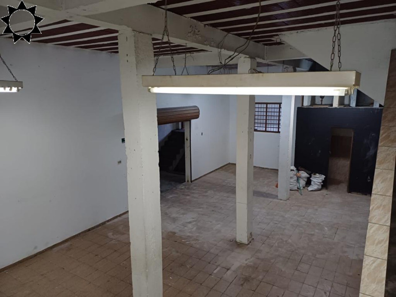 Prédio Inteiro para alugar com 1 quarto, 550m² - Foto 3