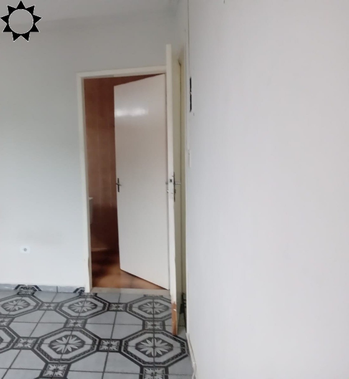 Casa para alugar com 2 quartos, 75m² - Foto 4