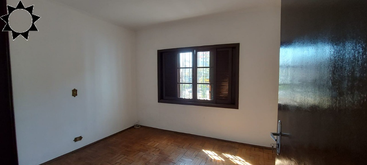 Casa à venda com 3 quartos, 91m² - Foto 4