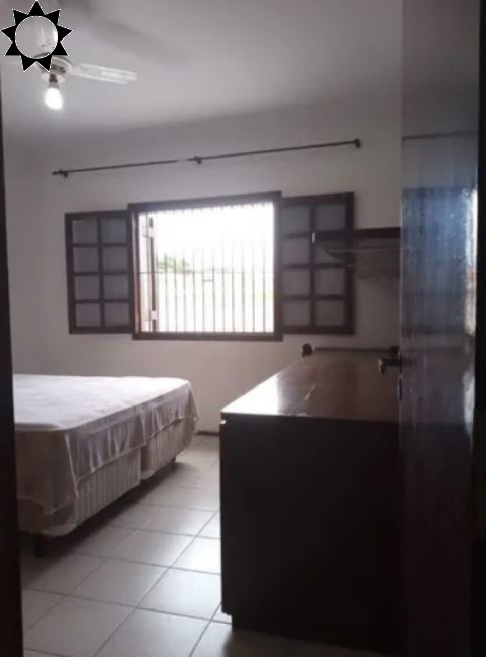 Casa à venda com 3 quartos, 200m² - Foto 11