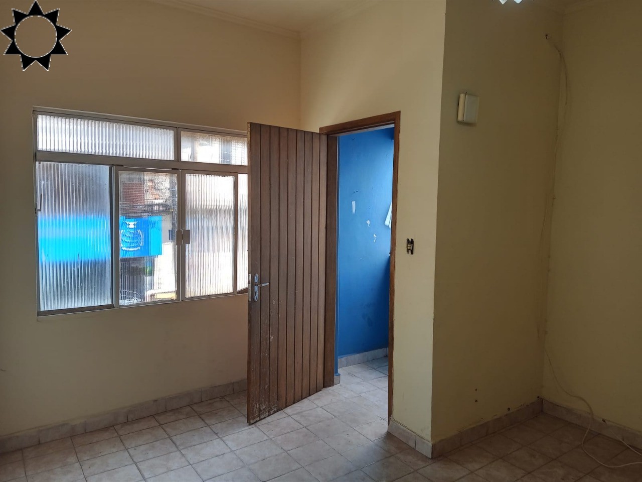 Casa à venda com 6 quartos, 160m² - Foto 6