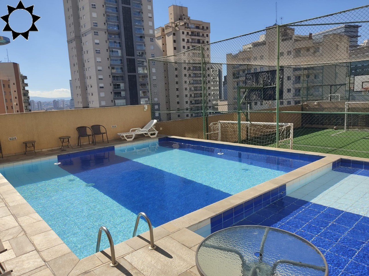 Apartamento à venda com 3 quartos, 73m² - Foto 2