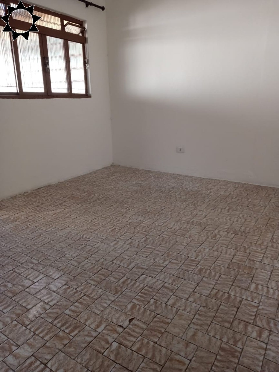 Casa à venda com 1 quarto, 50m² - Foto 1