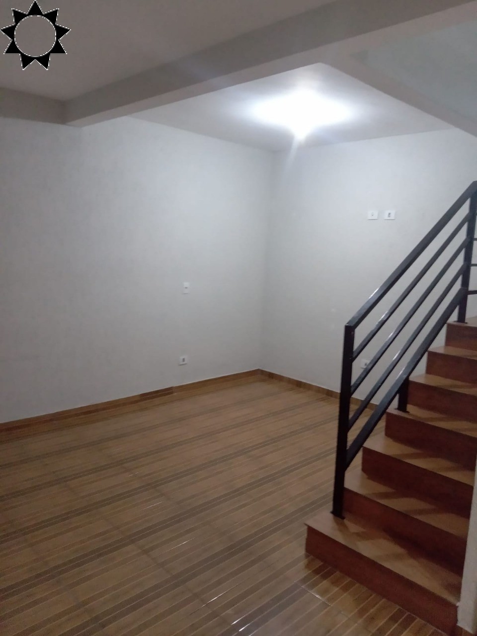 Casa à venda com 2 quartos, 160m² - Foto 7