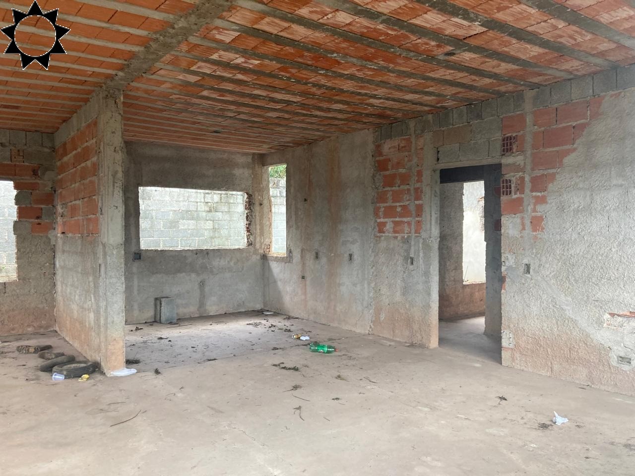 Casa à venda com 3 quartos, 308m² - Foto 3