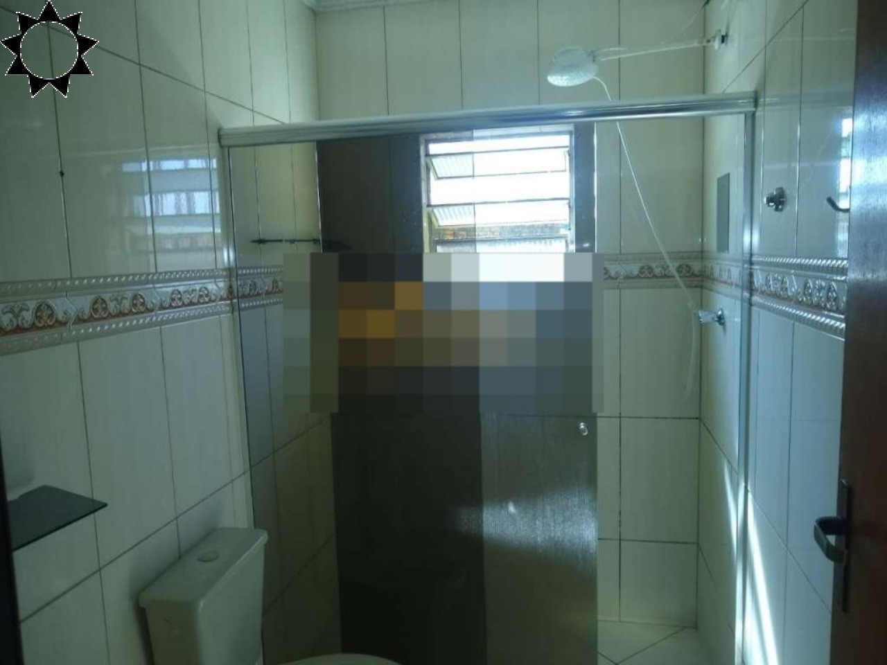 Casa à venda com 5 quartos, 200m² - Foto 3